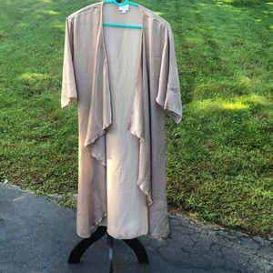 Small Champagne solid Shirley Lularoe NWOT